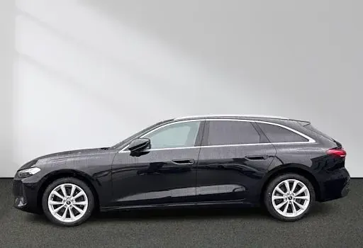 Gebraucht Audi A5 Sport 204 PS (150 kW) 2025 Mythosschwarz Kombi