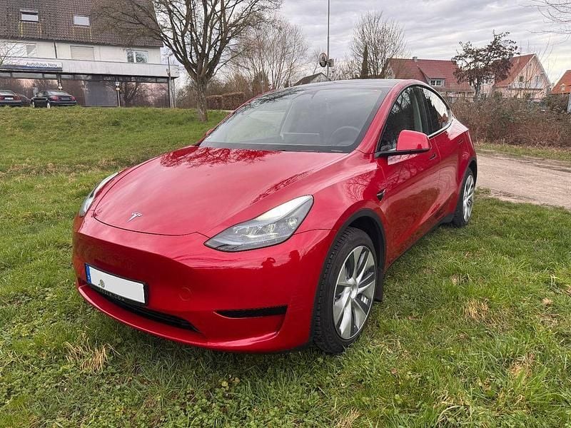 Gebraucht Tesla Model Y Standard Range 219 kW (299 PS) 2023 Rot SUV