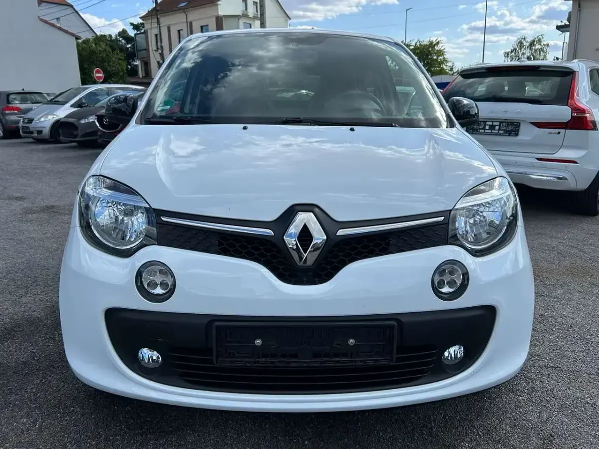 Gebraucht Renault Twingo LIMITED 90 PS (66 kW) 2017 Weiß Kleinwagen