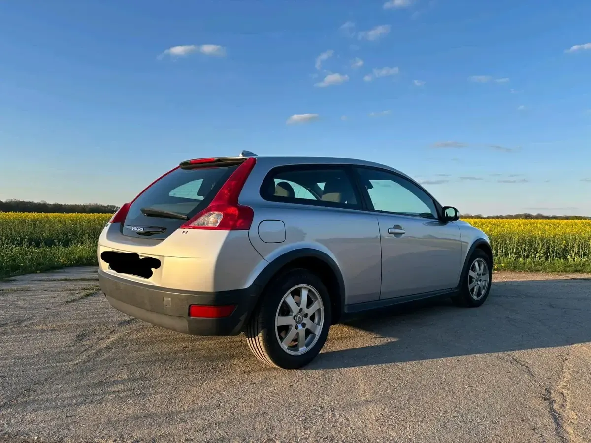 Gebraucht Volvo C30 125 PS (91 kW) 2007 Silber Kleinwagen