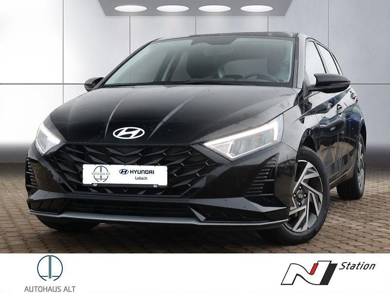 Schwarz Gebraucht 2025 Hyundai i20 Trend Limousine | 22.390 € (Fairer Preis) - Bild 1/4