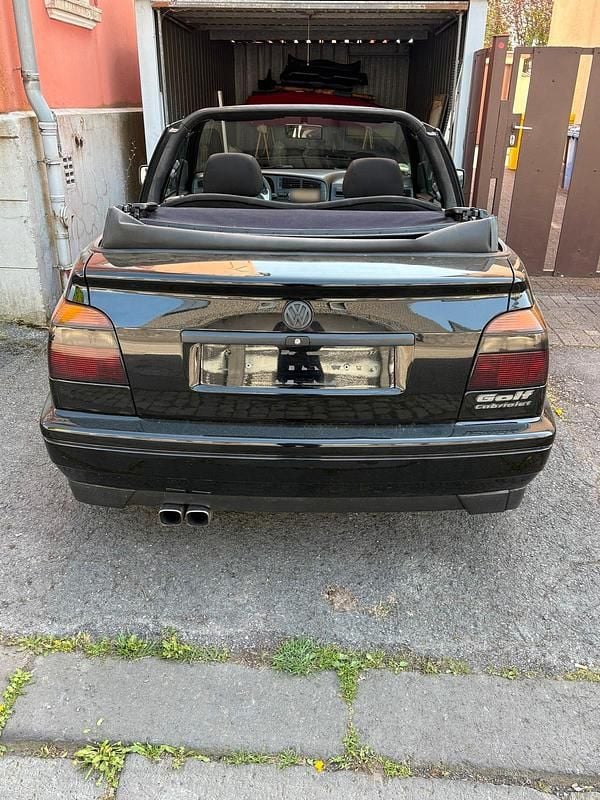 Gebraucht VW Golf Cabriolet 75 PS (55 kW) 1997 Schwarz Cabrio