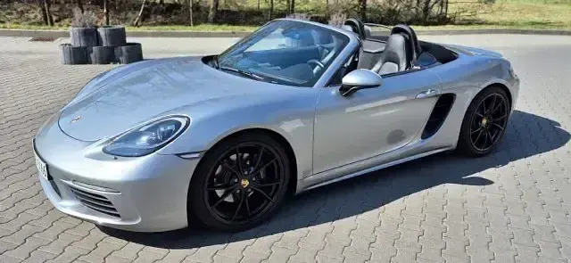 Gebraucht Porsche 718 Boxster 299 PS (219 kW) 2018 Silber Cabrio