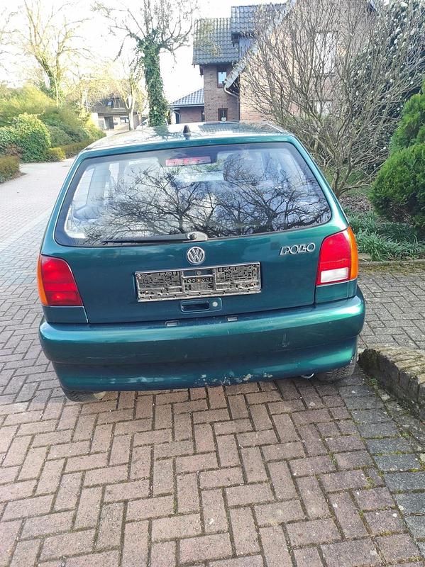 Gebraucht VW Polo 60 PS (44 kW) 1997 Grün Kleinwagen