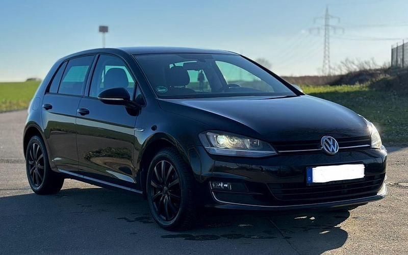 Schwarz Gebraucht 2015 VW Golf LOUNGE Limousine | 8.500 € (Fairer Preis) - Bild 1/4