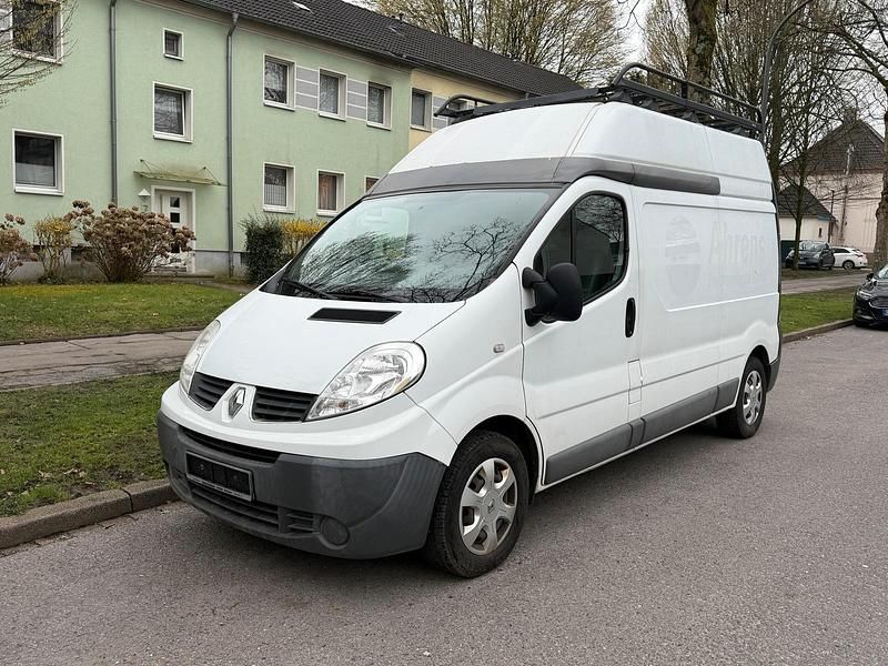 Gebraucht Renault Trafic 90 PS (66 kW) 2013 Weiß Van / Kleinbus