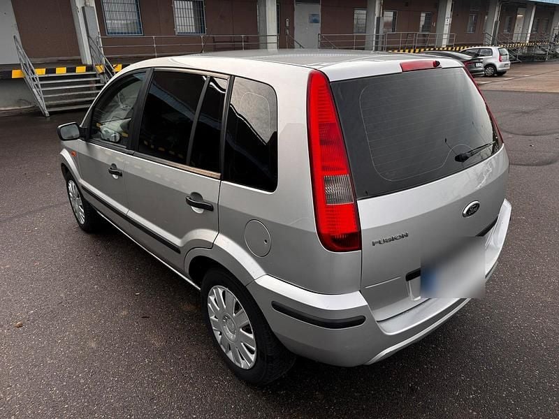 Gebraucht Ford Fusion 80 PS (58 kW) 2005 Silber Kleinwagen