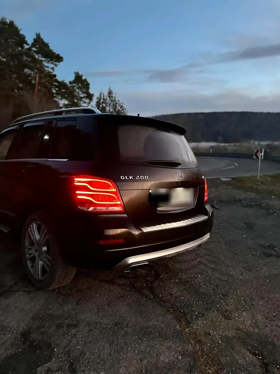 Gebraucht Mercedes GLK220 143 PS (105 kW) 2014 Schwarz SUV