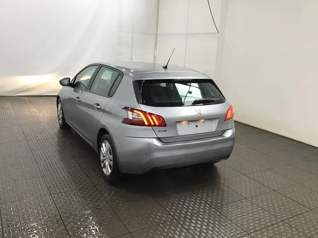 Gebraucht Peugeot 308 110 PS (80 kW) 2015 Limousine