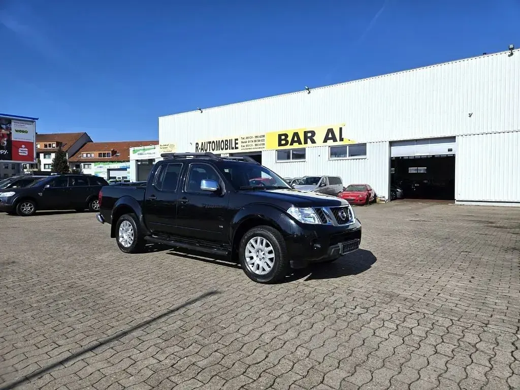 Gebraucht Nissan Navara 231 PS (169 kW) 2011 Schwarz Pickup