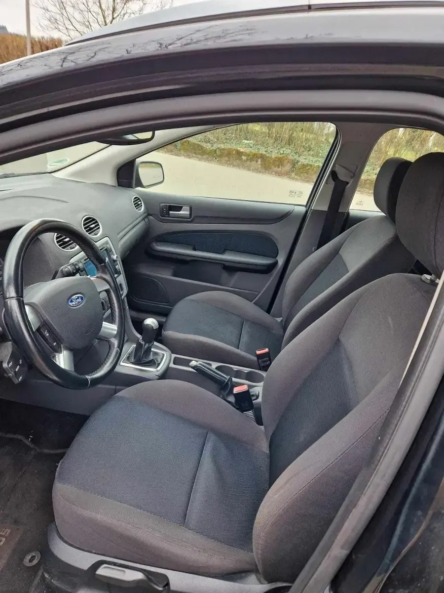 Gebraucht Ford Focus 105 PS (77 kW) 2005 Kombi