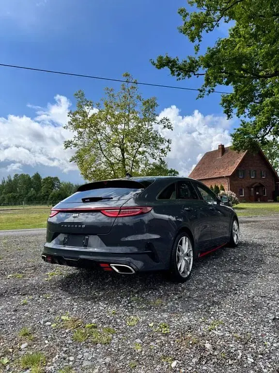 Gebraucht Kia ProCeed GT 204 PS (150 kW) 2019 Grau Kombi