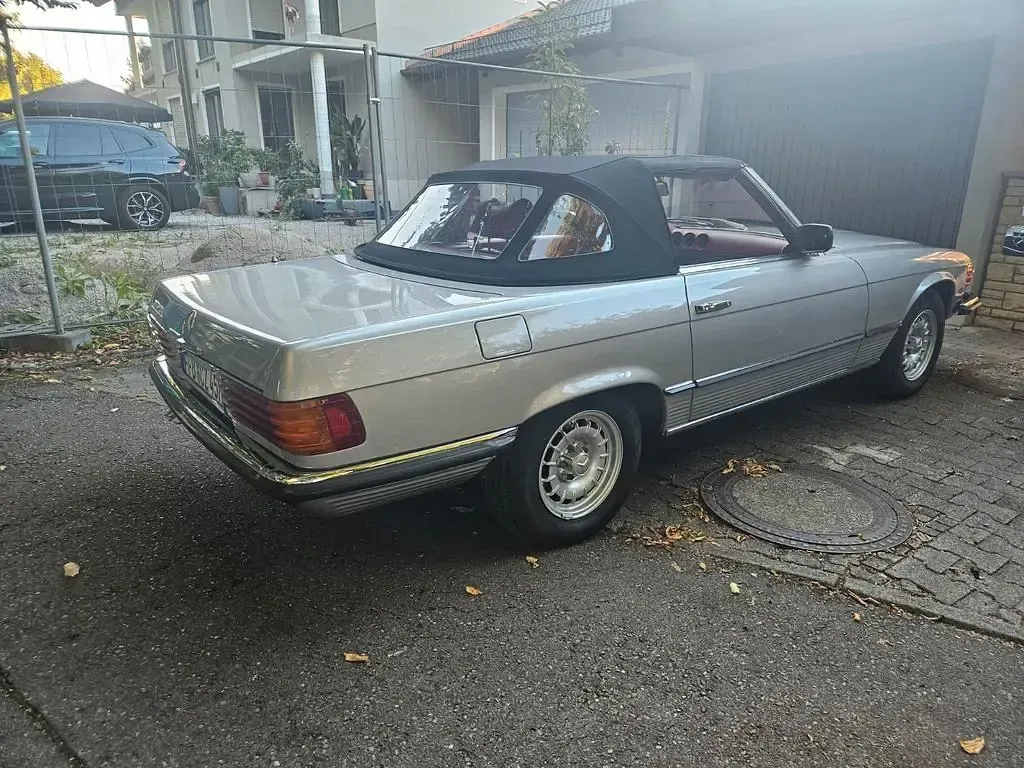 Gebraucht Mercedes SL450 218 PS (160 kW) 1979 Silber Cabrio
