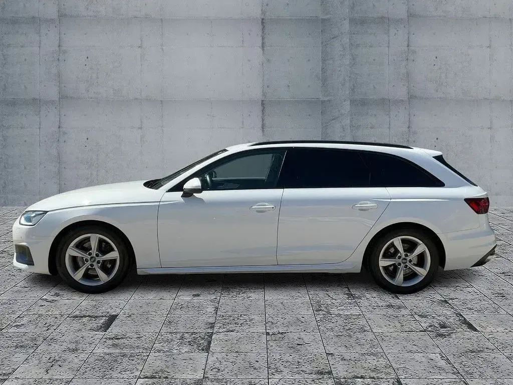 Gebraucht Audi A4 Advanced 163 PS (119 kW) 2023 Ibisweiß Kombi