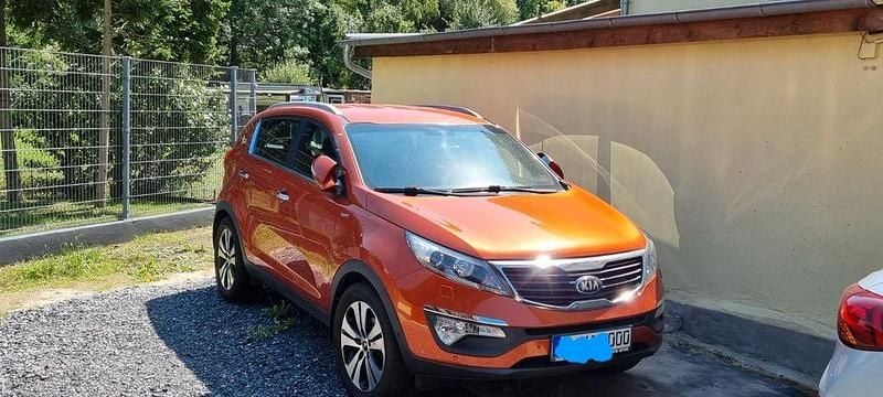 Orange Gebraucht 2012 Kia Sportage FIFA World Cup Edition SUV | 8.300 € (Guter Preis) - Bild 1/4