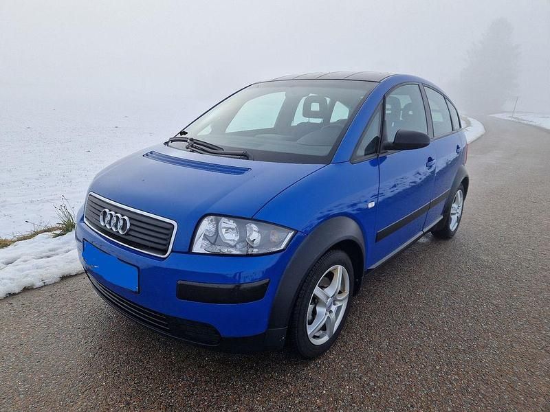 Blau Gebraucht 2004 Audi A2 Kleinwagen | 4.950 € (Fairer Preis) - Bild 1/4