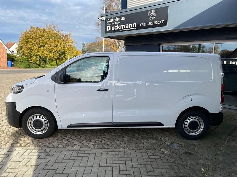 Gebraucht Peugeot Expert 120 PS (88 kW) 2023 Weiß Van