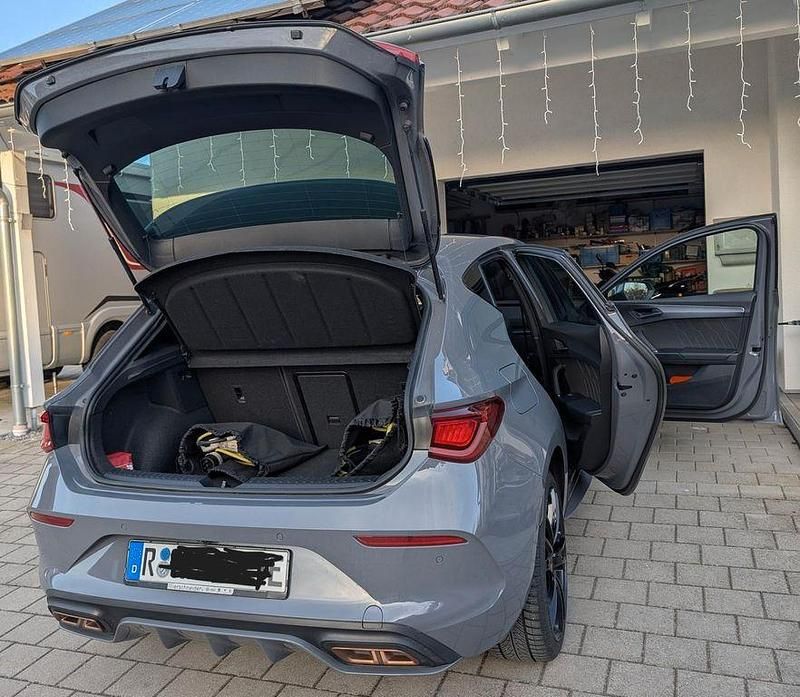 Gebraucht Cupra Leon VZ 245 PS (180 kW) 2021 Grau Limousine