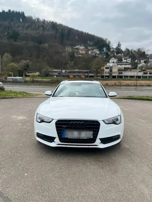 Gebraucht Audi A5 Sportback Sport 218 PS (160 kW) 2016 Weiß Kleinwagen
