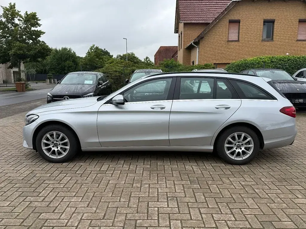 Gebraucht Mercedes C220 170 PS (125 kW) 2018 Silber Limousine