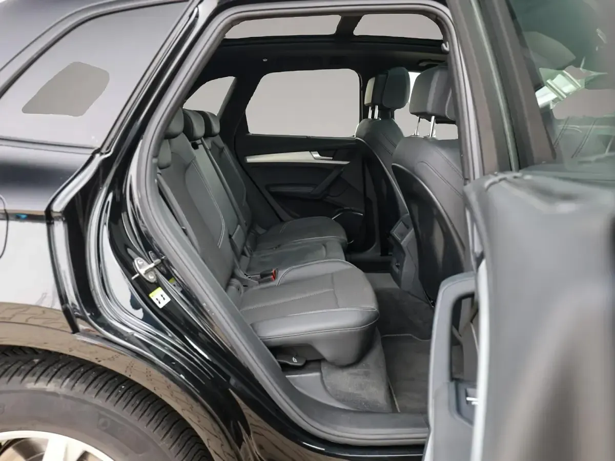 Gebraucht Audi Q5 Business 286 PS (210 kW) 2024 Manufacturer SUV