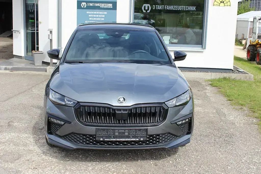 Gebraucht Skoda Scala Monte Carlo 116 PS (85 kW) 2025 Grau Kleinwagen