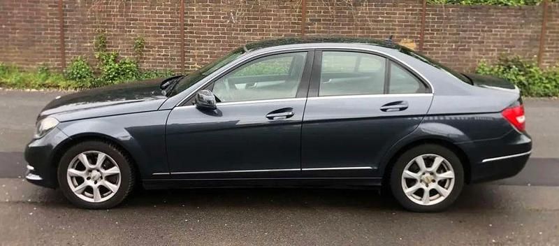 Gebraucht Mercedes C180 Edition 156 PS (114 kW) 2013 Grau Limousine