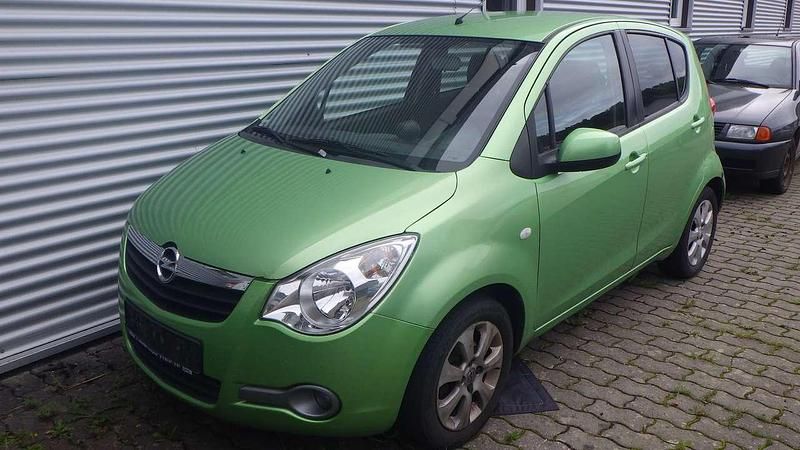 Zitronengras Gebraucht 2009 Opel Agila Kleinwagen | 800 € - Bild 1/4
