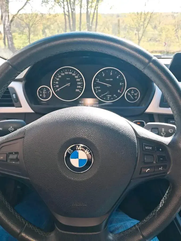 Brugt BMW 318 143 HK (105 kW) 2014 Sort Stationcar