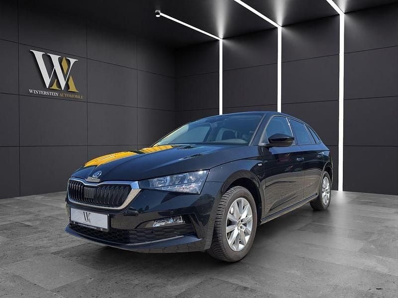 Schwarz Gebraucht 2022 Skoda Scala Ambition Kleinwagen | 20.900 € (Fairer Preis) - Bild 1/4