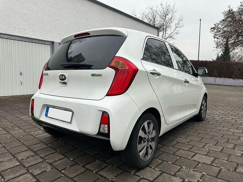 Gebraucht Kia Picanto Edition 7 67 PS (49 kW) 2015 Weiß Kleinwagen