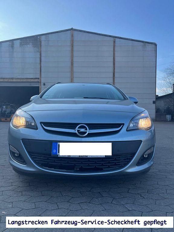 Silber Gebraucht 2014 Opel Astra Kombi | 3.850 € (Superpreis) - Bild 1/4