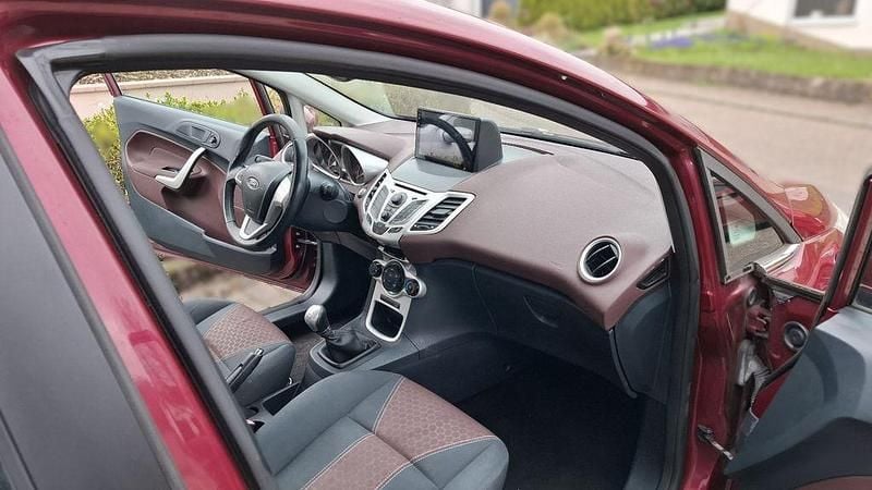 Gebraucht Ford Fiesta Trend 97 PS (71 kW) 2008 Kleinwagen