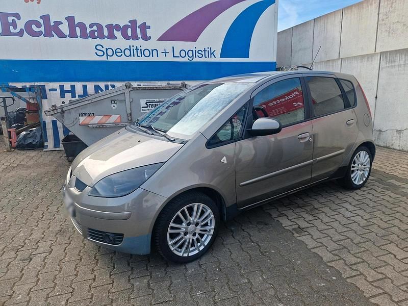 Gebraucht Mitsubishi Colt 95 PS (69 kW) 2008 Grau Kleinwagen