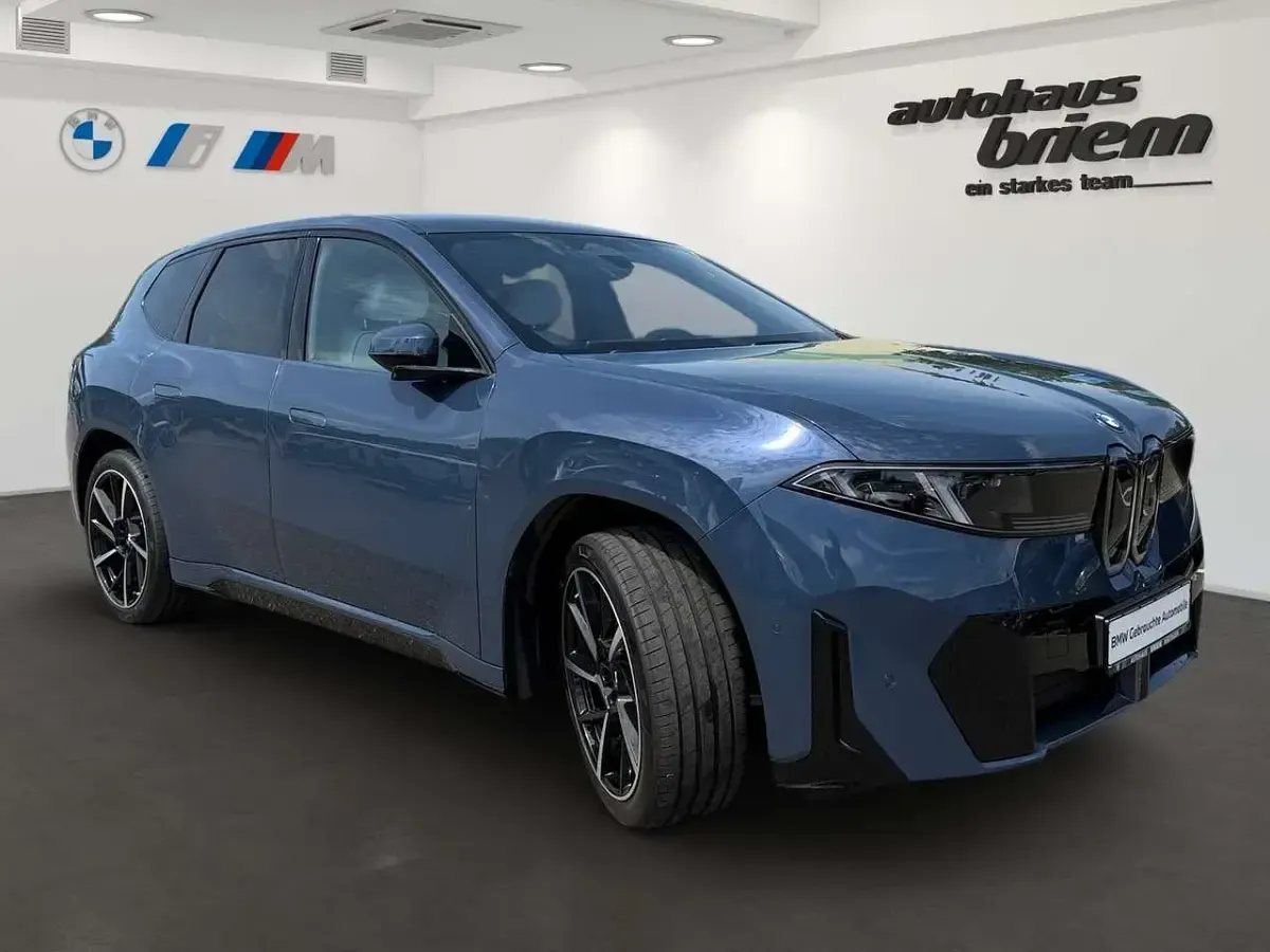Gebraucht BMW iX3 M Sport 344 kW (469 PS) 2025 Ocean wave blau SUV