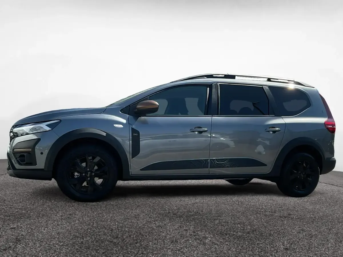 Neu Dacia Jogger Extreme 101 PS (74 kW) 2025 Dolomitgrau Van / Kleinbus