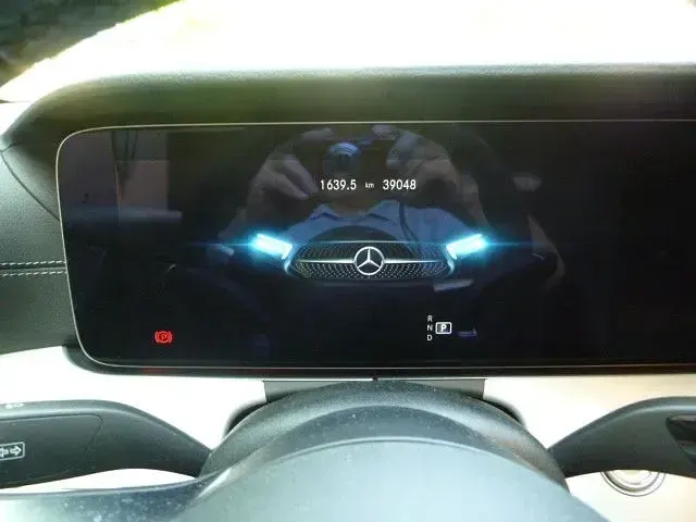 Gebraucht Mercedes E400 330 PS (242 kW) 2022 Silber Coupé