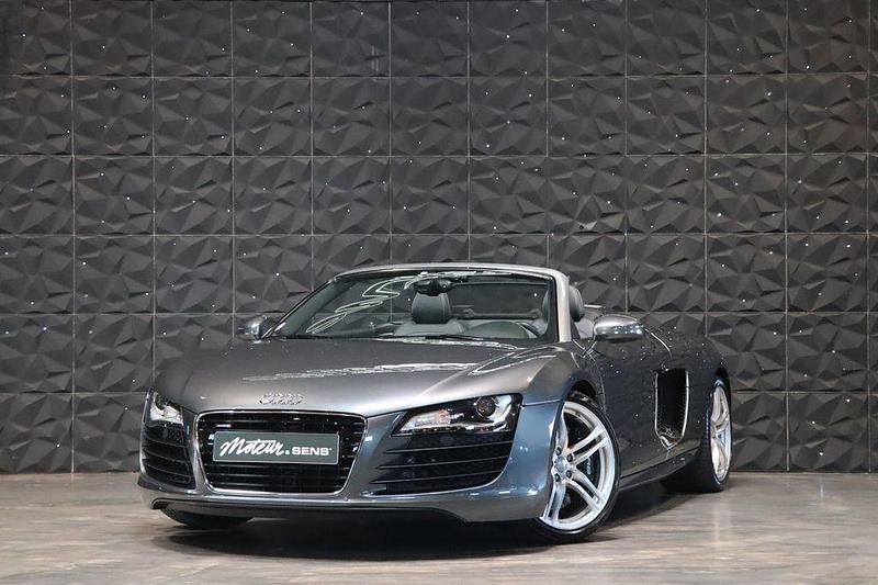 Grau Gebraucht 2013 Audi R8 Spyder Sport Cabrio | 89.900 € (Etwas zu teuer) - Bild 1/4