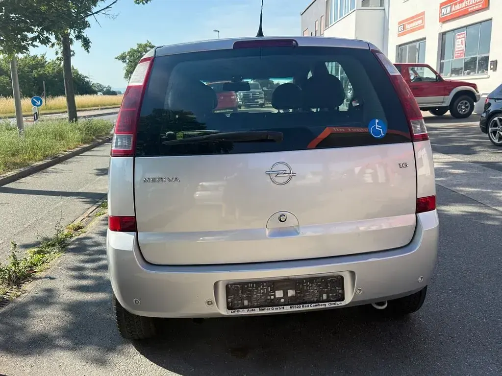 Gebraucht Opel Meriva Cosmo 101 PS (74 kW) 2004 Silber Van / Kleinbus