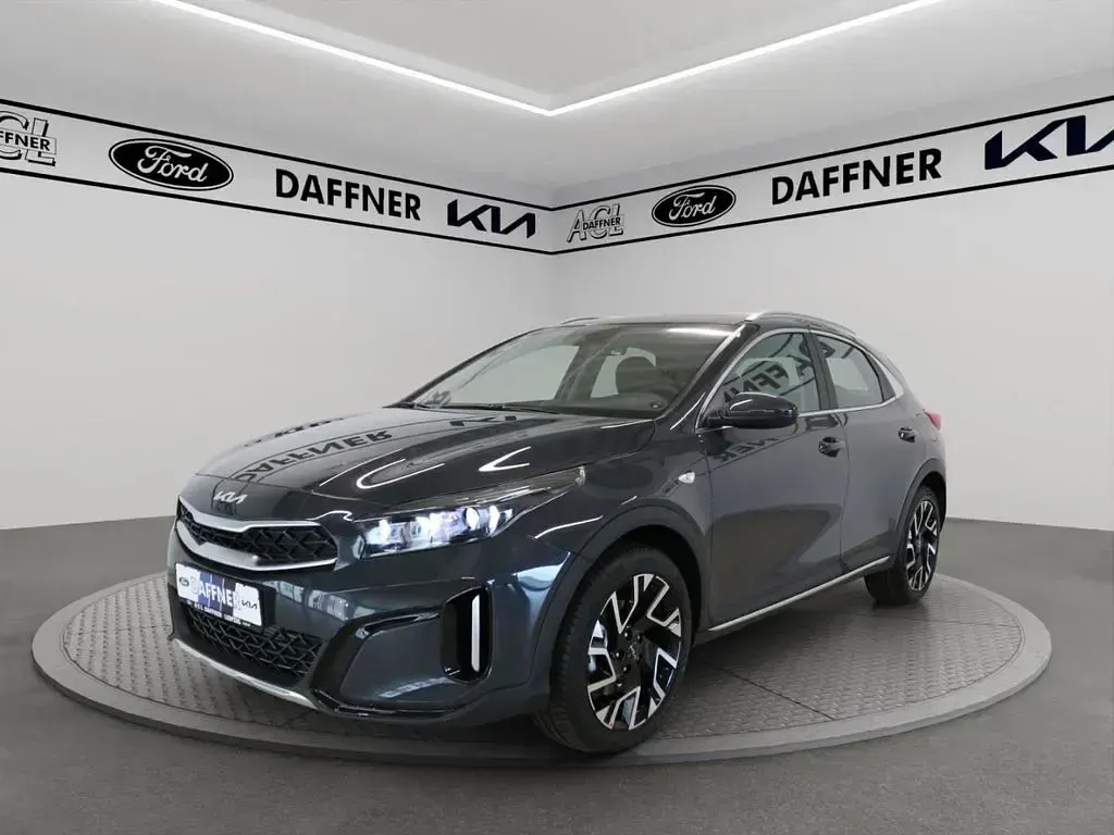 Gebraucht Kia XCeed Vision 120 PS (88 kW) 2024 Schwarz SUV