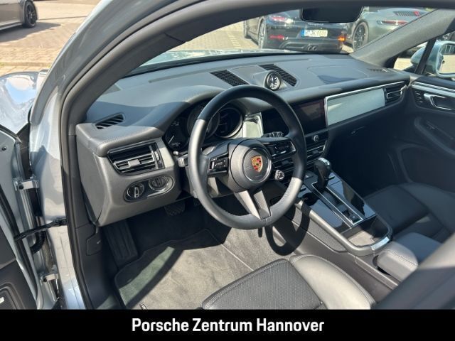 Gebraucht Porsche Macan S 381 PS (280 kW) 2022 Dolomitsilbermetallic SUV