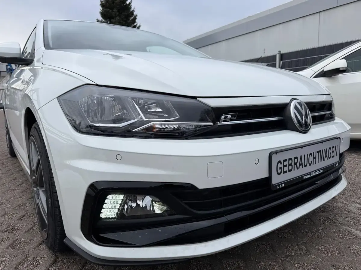 Gebraucht VW Polo Highline 116 PS (85 kW) 2019 Weiß Limousine