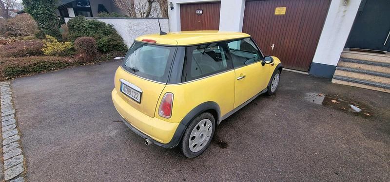 Gebraucht Mini ONE 90 PS (66 kW) 2005 Gelb Kleinwagen