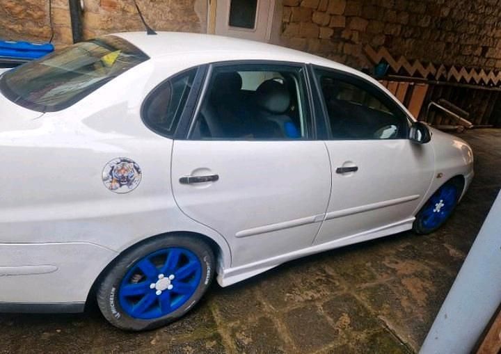 Gebraucht Seat Cordoba 120 PS (88 kW) 2004 Weiß Limousine