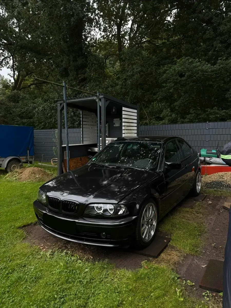 Occasion BMW 318 143 ch (105 kW) 2002 Noir Coupé