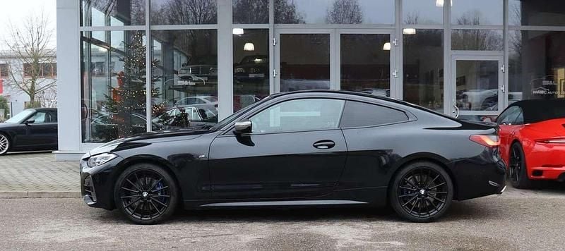 Gebraucht BMW 440 374 PS (275 kW) 2023 Black sapphire metallic Coupé