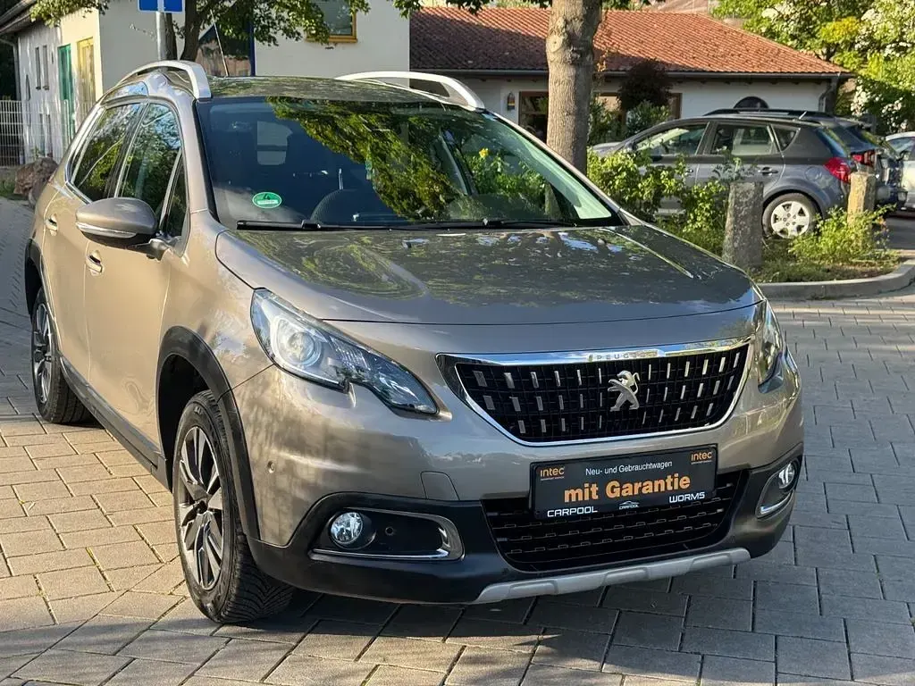 Gebraucht Peugeot 2008 Allure 110 PS (80 kW) 2016 Grau SUV