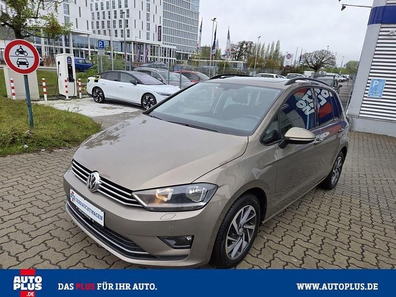 Gebraucht VW Golf Sportsvan 110 PS (80 kW) 2017 Braun Van / Kleinbus
