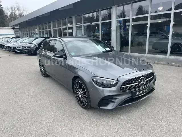 Gebraucht Mercedes E450 AMG 367 PS (269 kW) 2023 Selenitgrau  metalliclack Limousine