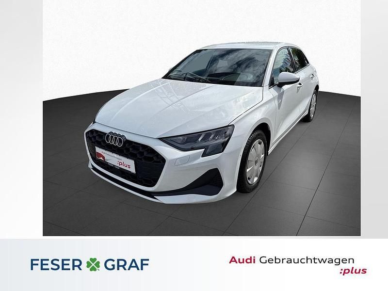 Arkonaweiß Gebraucht 2025 Audi A3 Ambiente Limousine | 27.480 € (Guter Preis) - Bild 1/3